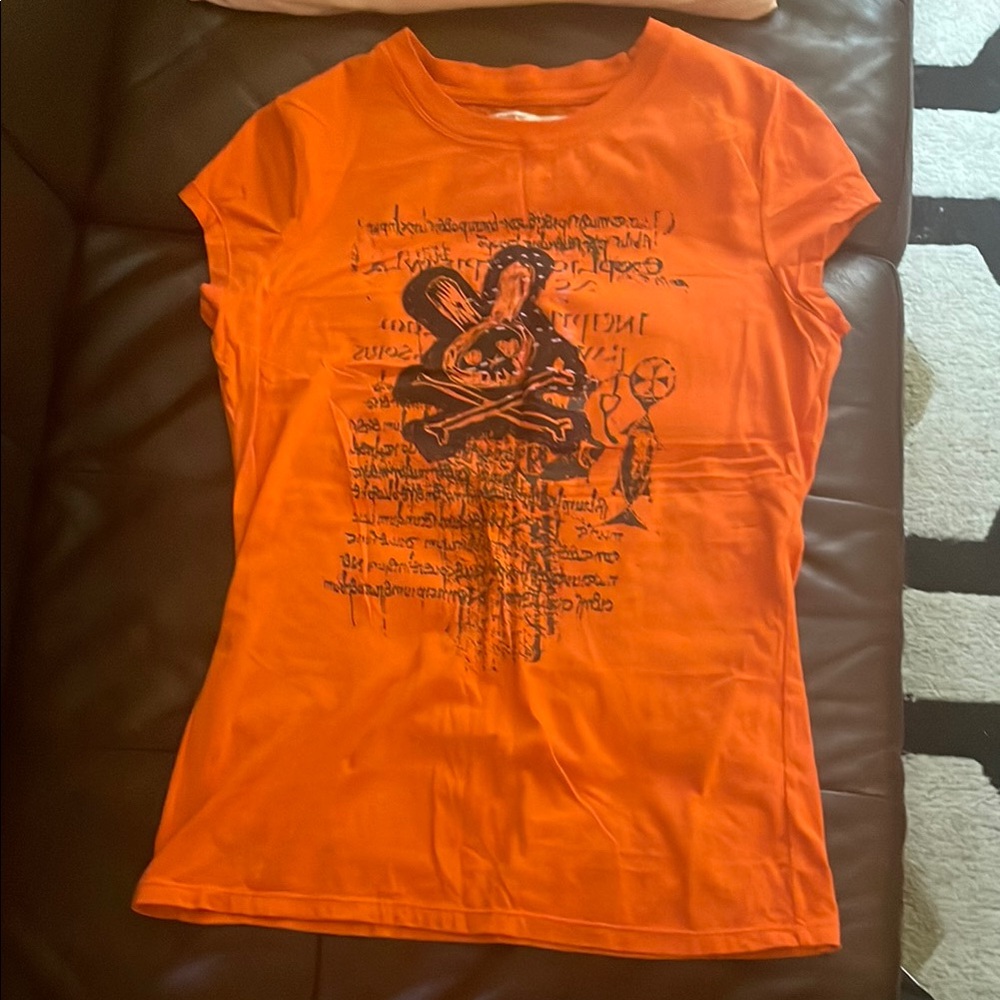 Deadstock Vintage Y2K No Boundaries Bunny Crossbones Tshirt